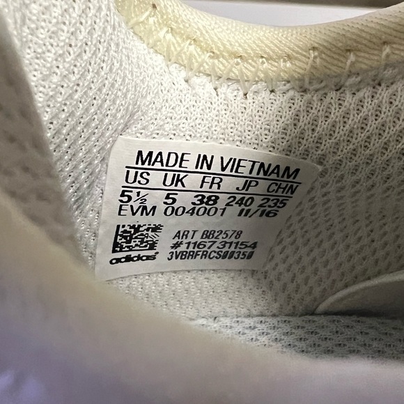 Adidas X-PLR Kids shoe in white size 5.5 (women’s 7) - Picture 4 of 4